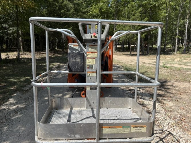 Used 2019 JLG T500J Towable Boom Lift, photo 10