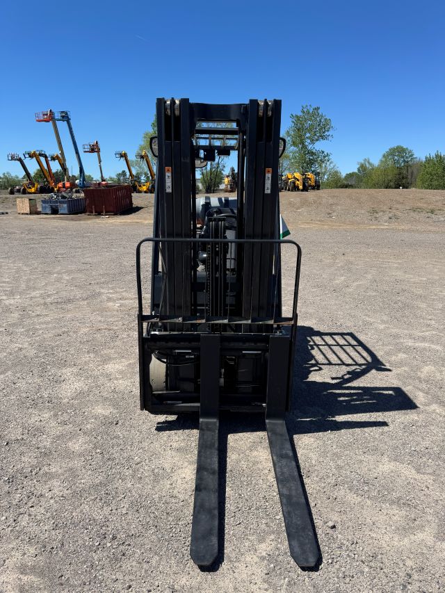 Used 2021 DOOSAN GC30S-9 Straight Mast Forklift