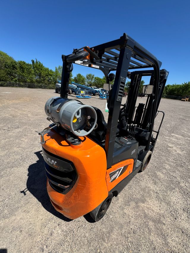 Used 2021 DOOSAN GC30S-9 Straight Mast Forklift