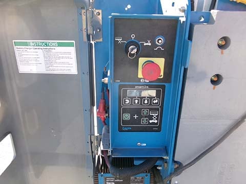 Used 2016 GENIE GR-20 Vertical Mast Boom Lift