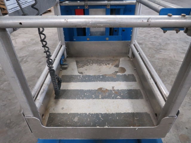 Used 2017 GENIE GR-15 Vertical Mast Boom Lift