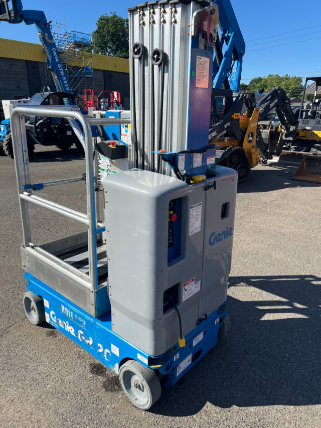 Used 2018 GENIE GR-20 Vertical Mast Boom Lift