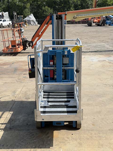Used 2021 GENIE GR-20 Vertical Mast Boom Lift