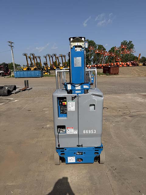 Used 2021 GENIE GR-20 Vertical Mast Boom Lift