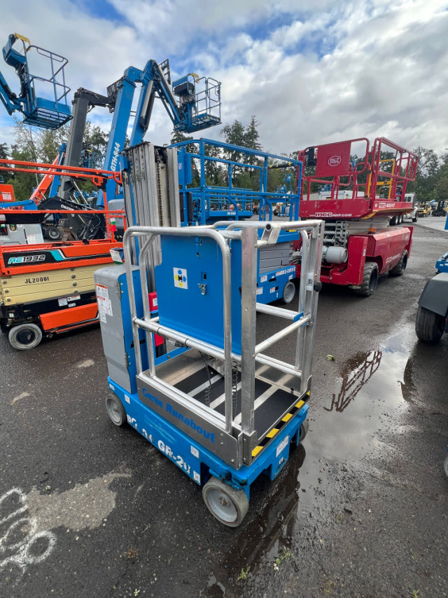 Used 2019 GENIE GR-20 Vertical Mast Boom Lift
