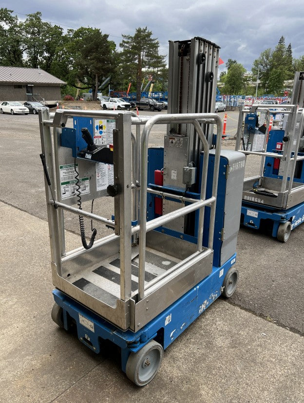 Used 2019 GENIE GR-20 Vertical Mast Boom Lift