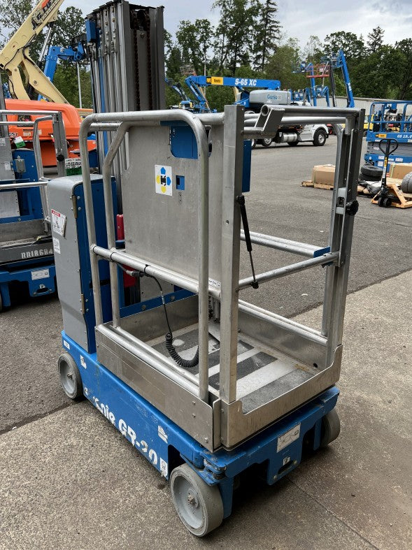 Used 2019 GENIE GR-20 Vertical Mast Boom Lift
