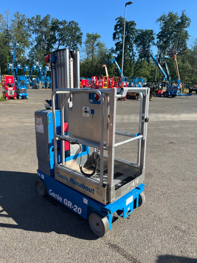 Used 2019 GENIE GR-20 Vertical Mast Boom Lift