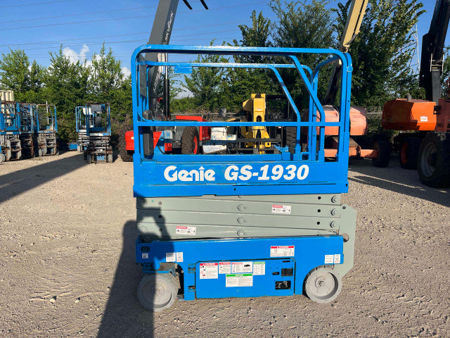 Used 2015 GENIE GS-1930 Scissor Lift