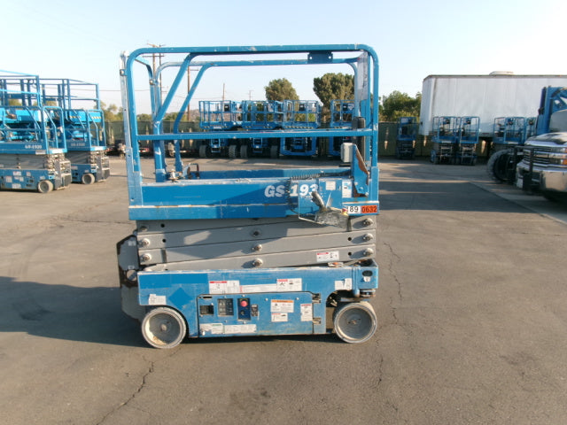 Used 2017 GENIE GS-1930 Scissor Lift