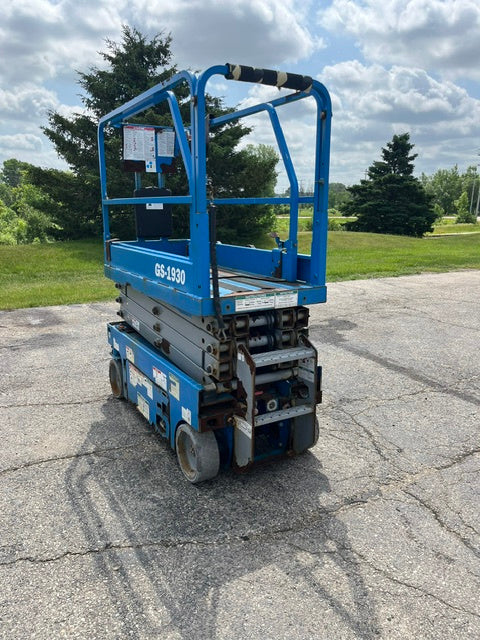 Used 2018 GENIE GS-1930 Scissor Lift