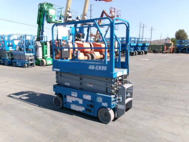 Used 2018 GENIE GS-1930 Scissor Lift