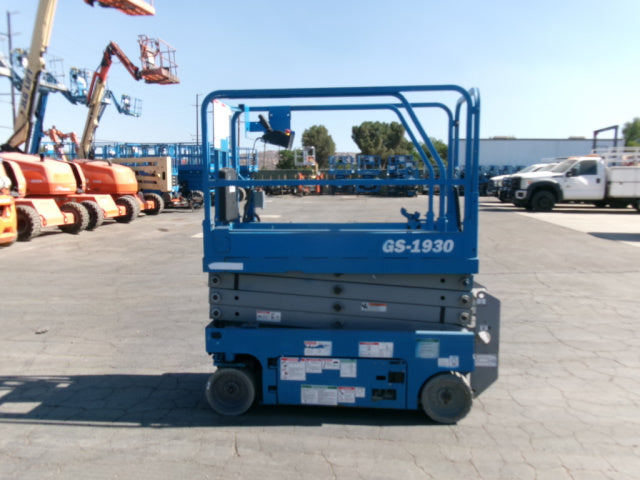 Used 2018 GENIE GS-1930 Scissor Lift