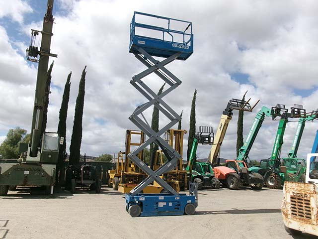 Used 2019 GENIE GS-2632 Scissor Lift