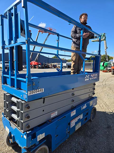 Used 2019 GENIE GS-2632 Scissor Lift