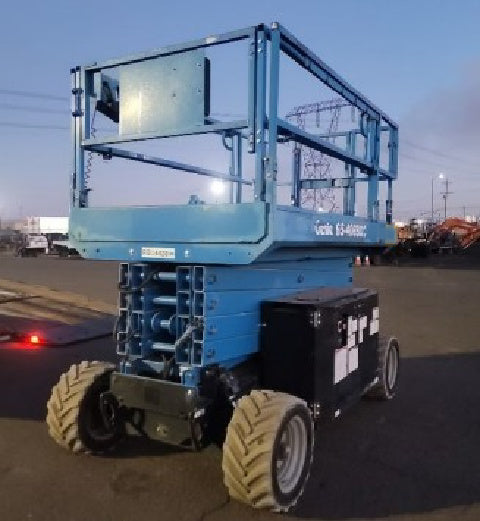 Used 2014 GENIE GS-4069 DC Scissor Lift