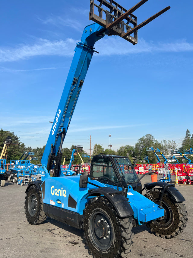 Used 2018 GENIE GTH-844 Telehandler Forklift