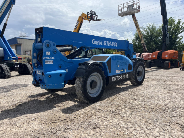 Used 2018 GENIE GTH-844 Telehandler Forklift