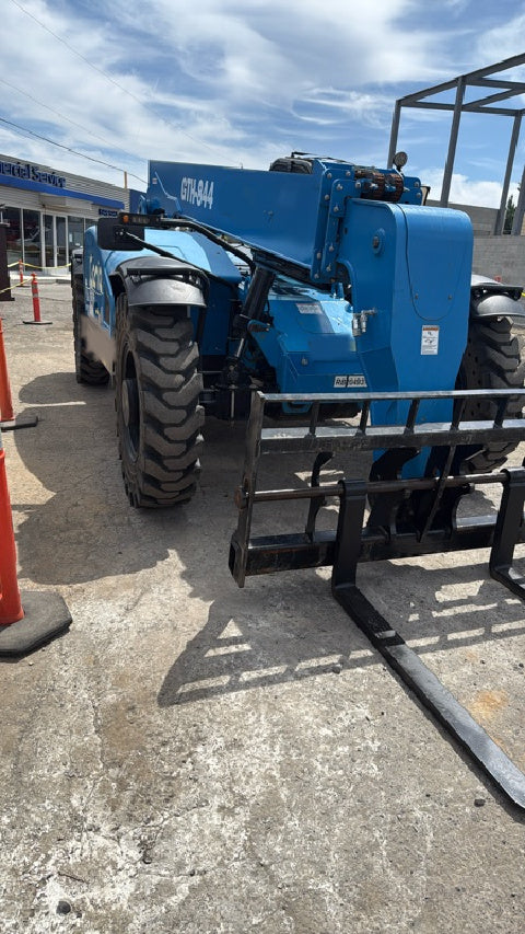 Used 2020 GENIE GTH-844 Telehandler Forklift