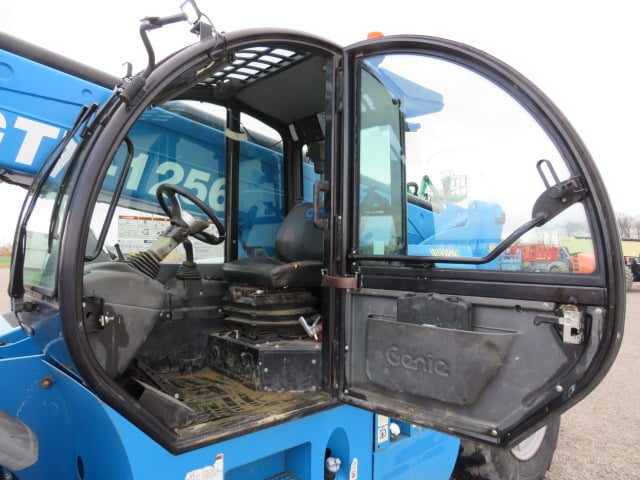 Used 2018 GENIE GTH-1256 Telehandler Forklift