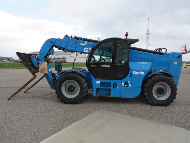Used 2018 GENIE GTH-1256 Telehandler Forklift