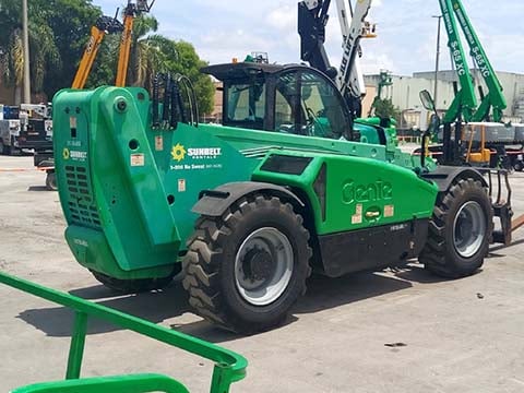 Used 2018 GENIE GTH-1544 Telehandler Forklift