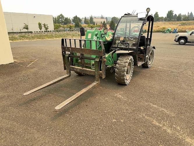 Used 2016 GENIE GTH-5519 Telehandler Forklift