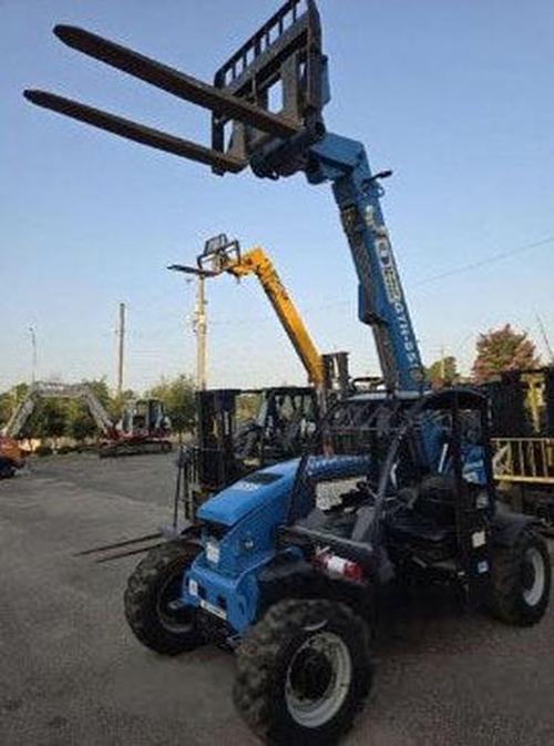 Used 2019 GENIE GTH-5519 Telehandler Forklift