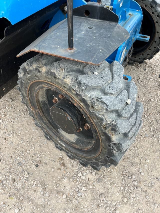 Used 2019 GENIE GTH-5519 Telehandler Forklift