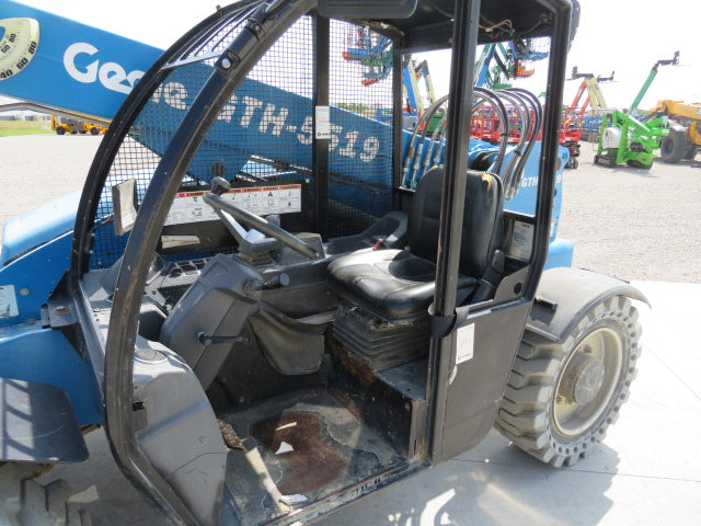 Used 2017 GENIE GTH-5519 Telehandler Forklift