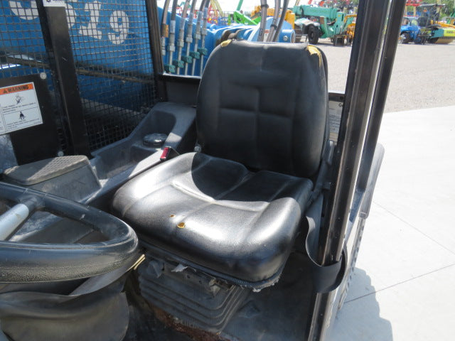 Used 2017 GENIE GTH-5519 Telehandler Forklift
