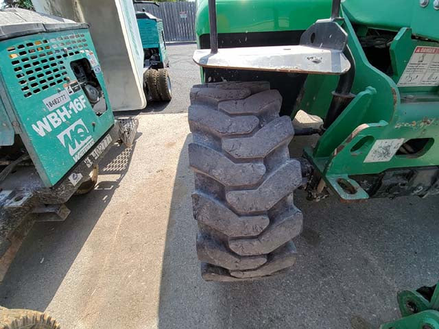 Used 2017 GENIE GTH-5519 Telehandler Forklift