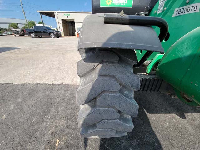 Used 2017 GENIE GTH-5519 Telehandler Forklift