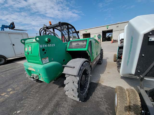 Used 2017 GENIE GTH-5519 Telehandler Forklift