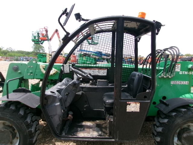 Used 2018 GENIE GTH-5519 Telehandler Forklift