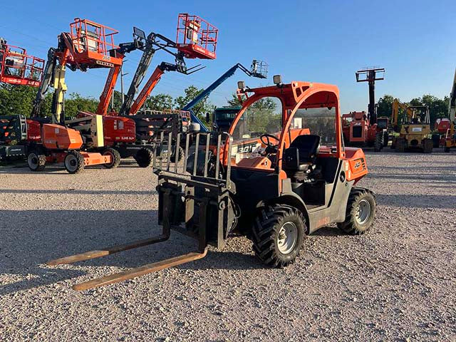 Used 2020 SKYTRAK 3013 Telehandler Forklift