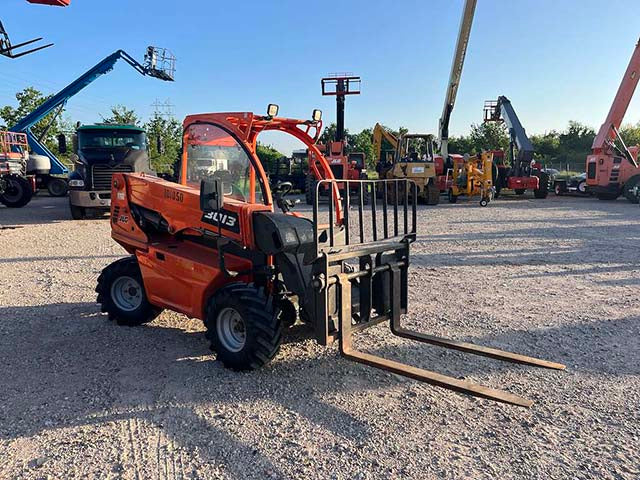 Used 2020 SKYTRAK 3013 Telehandler Forklift