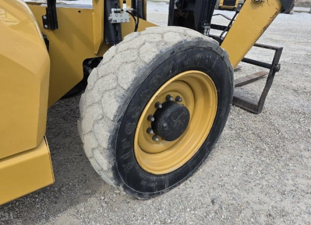 Used 2020 CAT TL1055D Telehandler Forklift