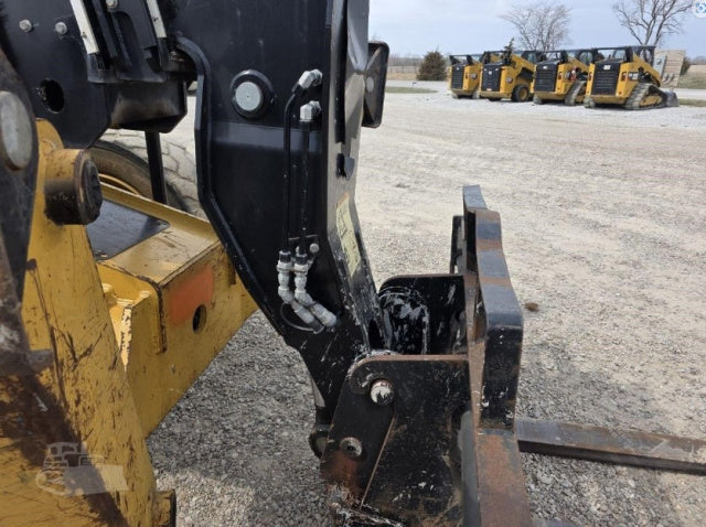 Used 2020 CAT TL1055D Telehandler Forklift
