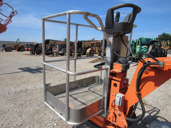Used 2019 JLG T350 Towable Boom Lift, photo 13