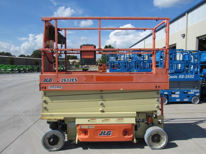 Used 2019 JLG 2632ES Scissor Lift