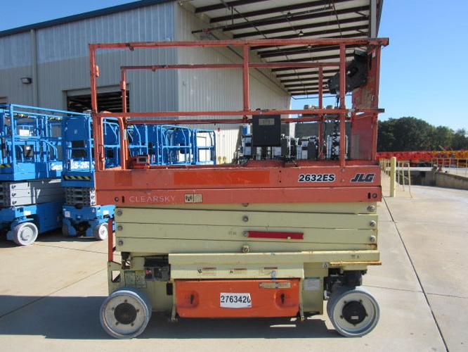 Used 2019 JLG 2632ES Scissor Lift, photo 5