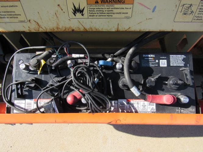 Used 2019 JLG 2632ES Scissor Lift, photo 14