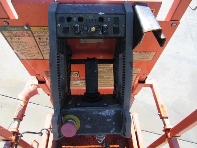 Used 2019 JLG 2632ES Scissor Lift, photo 16