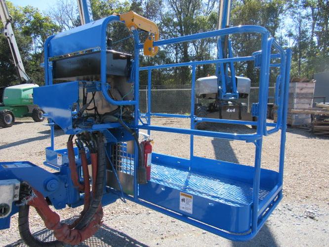Used 2017 GENIE S-80X Telescopic Boom Lift, photo 11