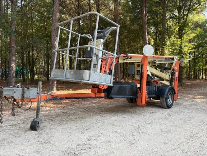 Used 2019 JLG T350 Towable Boom Lift