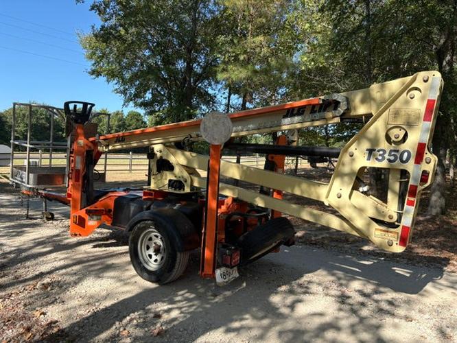 Used 2019 JLG T350 Towable Boom Lift, photo 8