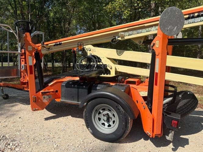 Used 2019 JLG T350 Towable Boom Lift, photo 6