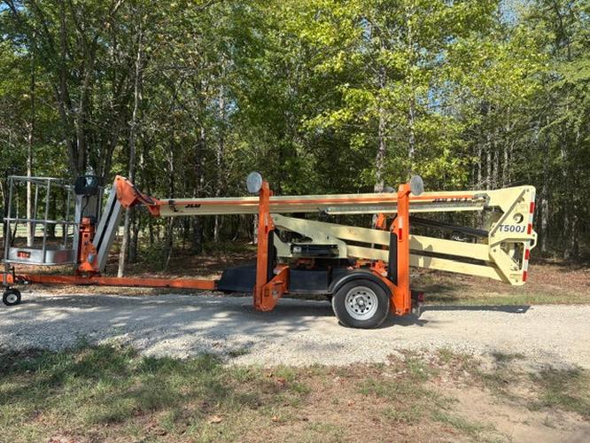 Used 2019 JLG T500J Towable Boom Lift