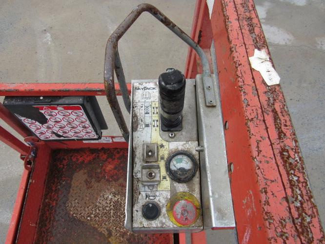 Used 2019 SKYJACK SJ3219 Scissor Lift, photo 16